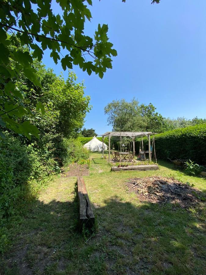 Secret Garden Glamping Hotel Lymington Eksteriør billede